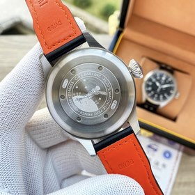 IWC – высококачественные мужские часы с многофункциональным дизай