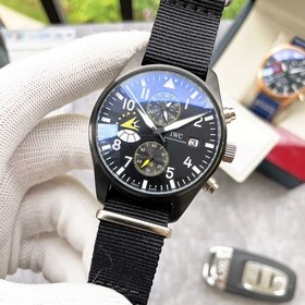 IWC – высококачественные мужские часы с многофункциональным дизай