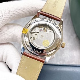 IWC, швейцарский производитель часов, предлагает классические муж