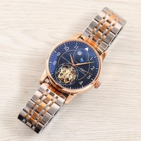 IWC, швейцарский производитель часов, представляет мужские часы в