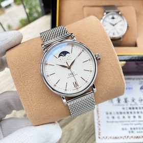 Часы IWC Portofino, модель IW459401 Эти часы с указателем фаз Лун