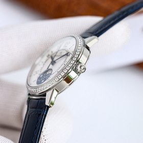 Jaeger-LeCoultre представляет обновленную версию часов Date Moon 