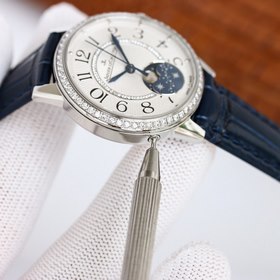 Jaeger-LeCoultre представляет обновленную версию часов Date Moon 