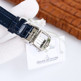 Jaeger-LeCoultre представляет обновленную версию часов Date Moon 