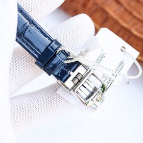 Jaeger-LeCoultre – часы на запястье  Q8 Женская модель с календа