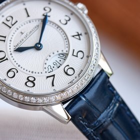 Jaeger-LeCoultre – часы на запястье  Q8 Женская модель с календа