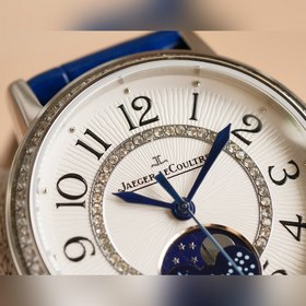Часы Jaeger-LeCoultre Rendez-Vous Moon с фазами Луны Незаменимые 