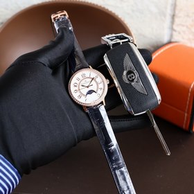 Часы Jaeger-LeCoultre Rendez-Vous романтично дебютируют. Простые 