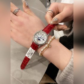 Часы Jaeger-LeCoultre Reverso Moon Phase Отражают искусство часов