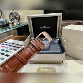 Jaeger-LeCoultre Master Moonphase На циферблате в положении «6 ча