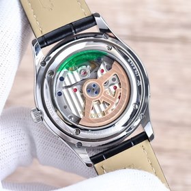 Часы Jaeger-LeCoultre Master Moonphase, диаметр корпуса 39 мм x 9