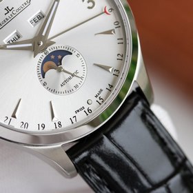 Jaeger-LeCoultre представляет часы Master Calendar 1558420 Мастер
