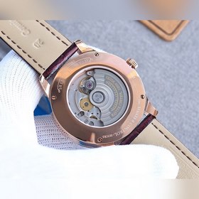 Jaeger-LeCoultre Master Moon Phase – высокотехнологичная многофун