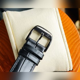 Jaeger-LeCoultre Master Moon Phase, диаметр 39 мм x 9,9 мм, на по