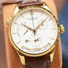 Часы Jaeger-LeCoultre Master Series отличаются функцией отображен