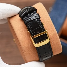 Часы Jaeger-LeCoultre Master Series отличаются функцией отображен