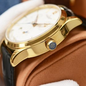 Часы Jaeger-LeCoultre Master Series отличаются функцией отображен