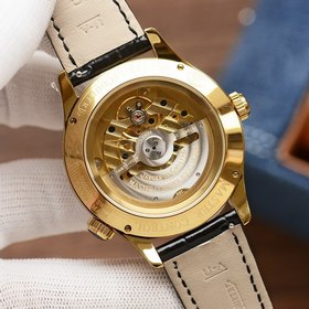 Часы Jaeger-LeCoultre Master Series отличаются функцией отображен