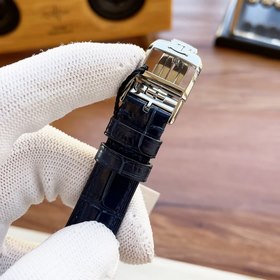 Серия Jaeger-LeCoultre Moonphase： белый модель： 3578430, розовое 