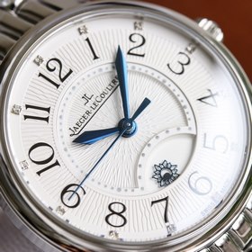 Серия Rendez-Vous от Jaeger-LeCoultre создана специально для совр