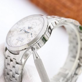 Часы Jaeger-LeCoultre Master Тщательно продуманные детали： Команд