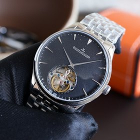Мужские часы Jaeger-LeCoultre Вечный и совершенный дизайн этих ча