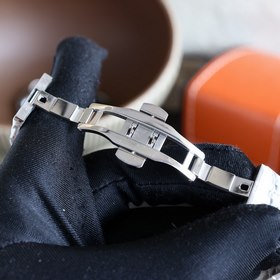 Мужские часы Jaeger-LeCoultre Вечный и совершенный дизайн этих ча