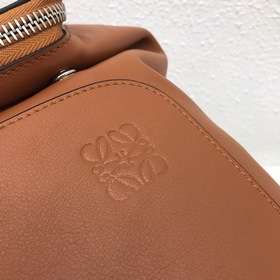 Рюкзак Loewe, цвет： песочный, модель： 10268 Стильный рюкзак с нов