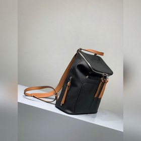 Рюкзак для девушек Goya от Loewe Невероятно красивый, компактный