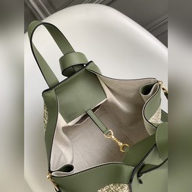 Loewe Сумка через плечо