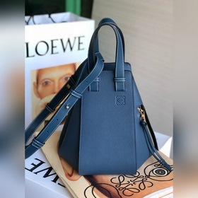 Loewe гамак Сумка светло-голубого цвета с текстурой личи Большо