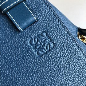 Loewe гамак Сумка светло-голубого цвета с текстурой личи Большо
