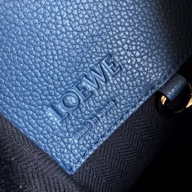 Loewe гамак Сумка светло-голубого цвета с текстурой личи Большо