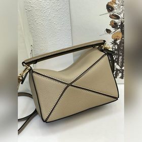 MiniPuzzle от Loewe – сумка с геометрическим дизайном, одноплечев