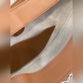 Luna серия сумок от Loewe Сумка под мышку «Лунная богиня» Я думал