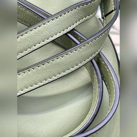 Luo Yiwai Авокадо-зеленая сумка Flamenco clutch из серии «Счастли