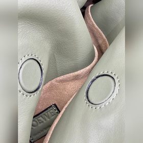 Luo Yiwai Авокадо-зеленая сумка Flamenco clutch из серии «Счастли