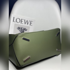 Loewe Puzzle Сумка через плечо Внутренняя подкладка из кожи, широ