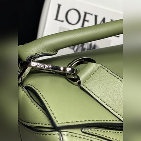Loewe Puzzle Сумка через плечо Внутренняя подкладка из кожи, широ