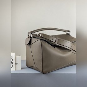 Loewe Puzzle Сумка через плечо, ручная сумка, песочный цвет Внутр