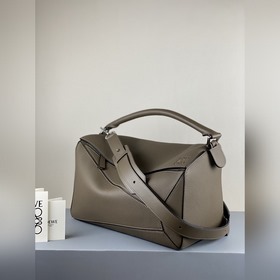 Loewe Puzzle Сумка через плечо, ручная сумка, песочный цвет Внутр
