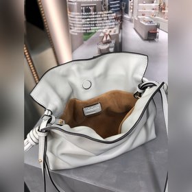Loewe Mini Мини-клатч Flamenco Можносить в руке или элегантно че
