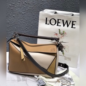 Loewe Puzzle кофейный Сумка через плечо Большой объем, идеально