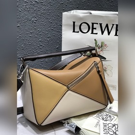Loewe Puzzle кофейный Сумка через плечо Большой объем, идеально 