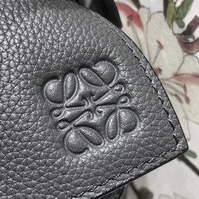 Loewe Puzzle, лимонно-желтый с текстурой личи Сумка через плечо 