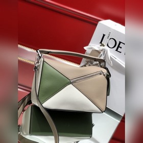 Сумка через плечо PUZZLE от Loewe, песочный цвет Большой объем, и