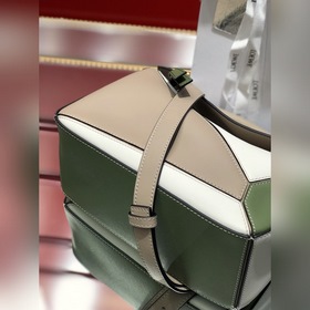 Сумка через плечо PUZZLE от Loewe, песочный цвет Большой объем, и