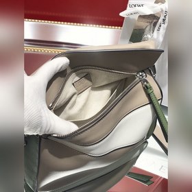 Сумка через плечо PUZZLE от Loewe, песочный цвет Большой объем, и