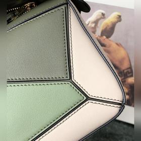 Сумка через плечо PUZZLE от Loewe, военно-зеленая серым Большой о