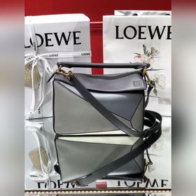Сумка через плечо PUZZLE от Loewe, серая, комбинированный цвет Бо